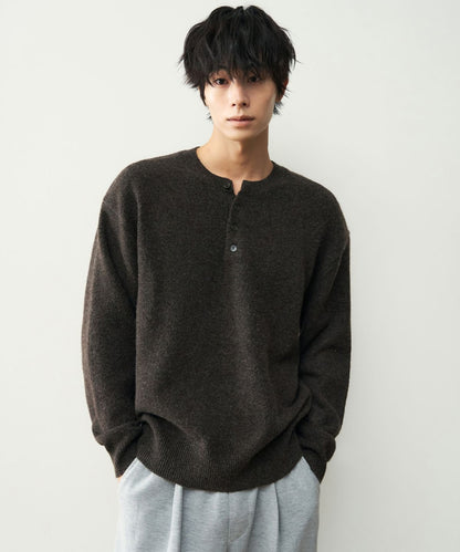 OURDAYZ ウォッシャブル セミクロップド ヘンリーネックニット