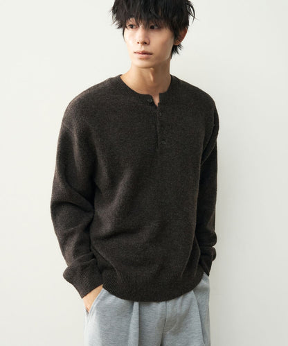 OURDAYZ ウォッシャブル セミクロップド ヘンリーネックニット